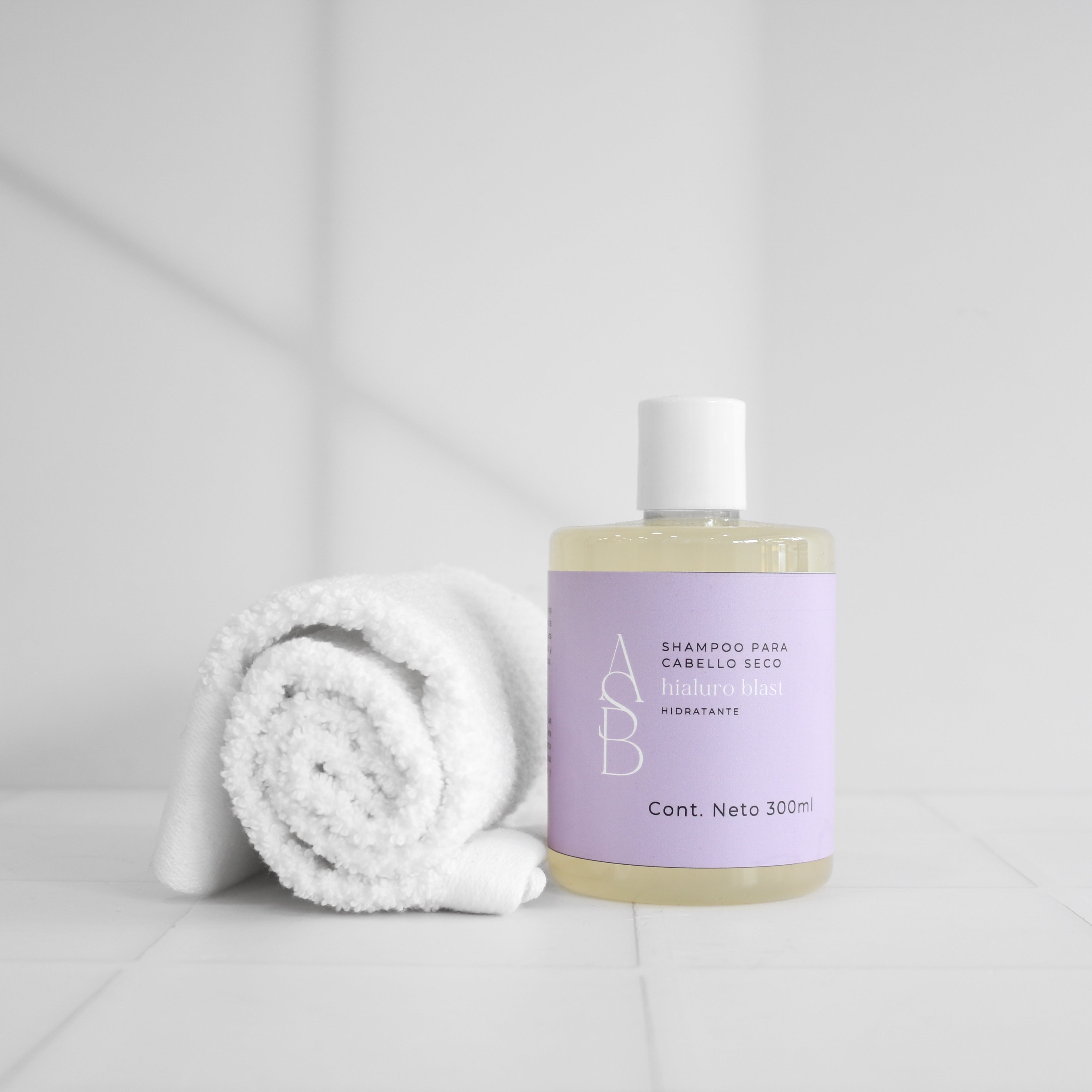 Hialuro blast - Shampoo hidratante para cabello seco